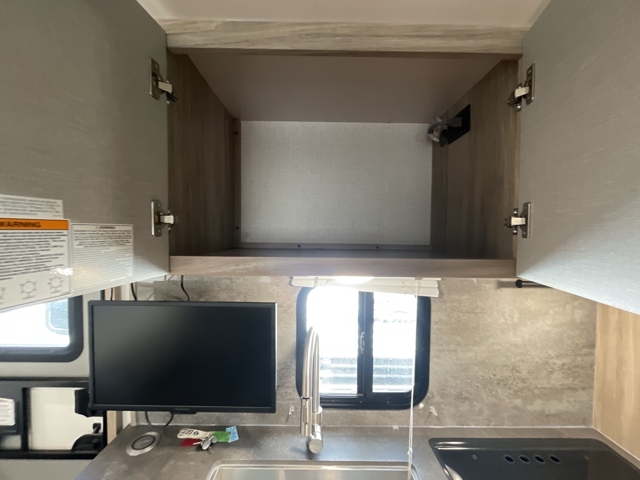 2022 Winnebago Micro Minnie FLX 2100BH — photo 6 of 8