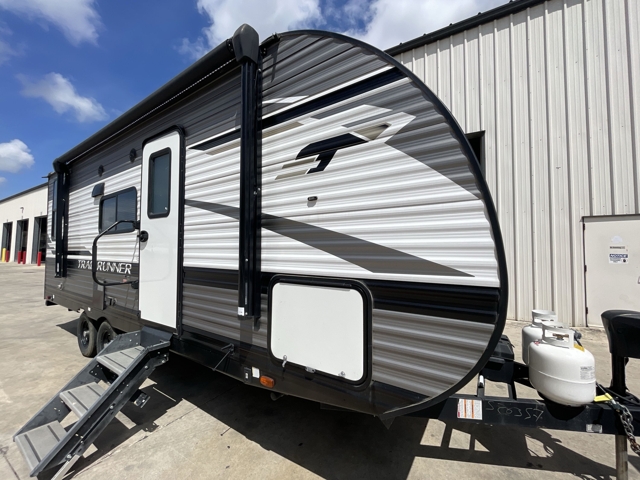 2023 Heartland Trail Runner 21JM — photo 1 of 8