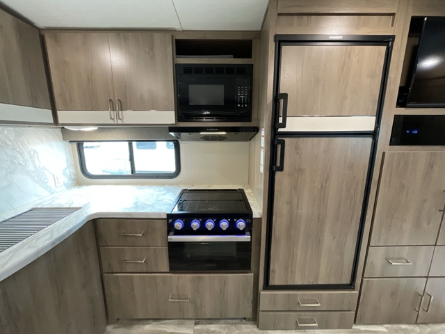 2022 Grand Design Imagine 2600RB — photo 5 of 8