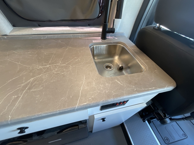 2026 Thor Freedom Elite 17D — photo 8 of 8