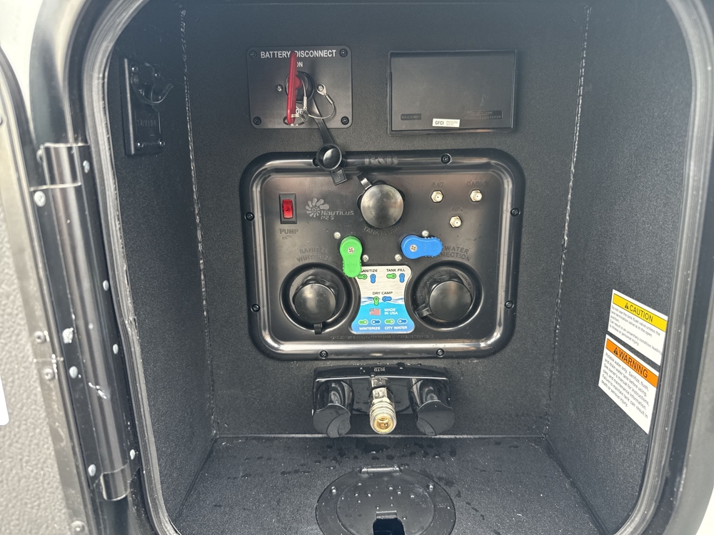 water-center-convenience-station