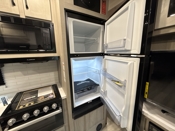 fridge-open thumbnail