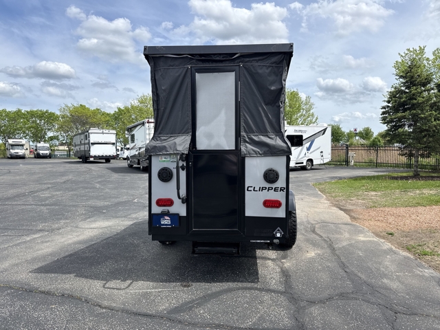 2022 Coachmen Clipper Express 9.0TD — photo 7 of 8