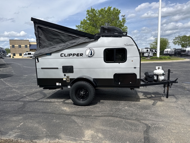 2022 Coachmen Clipper Express 9.0TD — photo 5 of 8