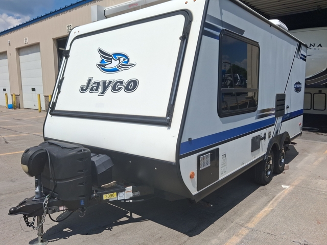 2019 Jayco Jay Feather X19H — photo 6 of 8