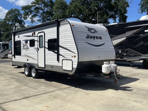 RV carousel image 1