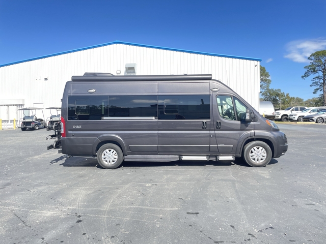2022 Roadtrek Roadtrek Chase — photo 4 of 6