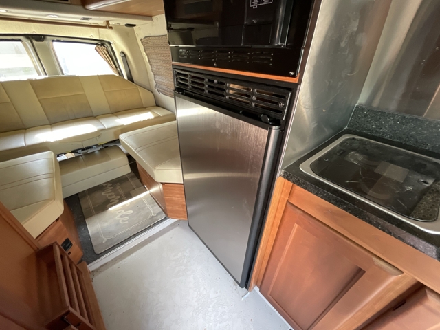 2016 Roadtrek Roadtrek 210 Popular — photo 8 of 8