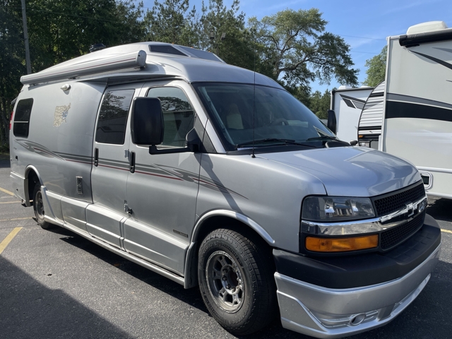 2016 Roadtrek Roadtrek 210 Popular — photo 1 of 8