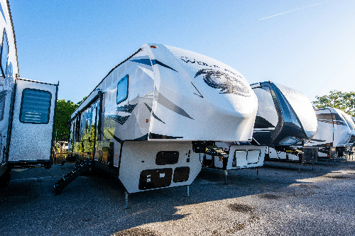 New Or Used Toyhauler Campers For Sale Camping World Rv Sales