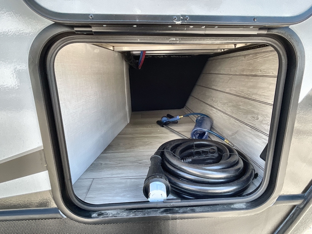 pass-through-storage