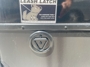 pet-latch