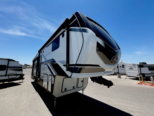 RV carousel image 1