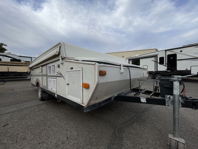 2005 Coachmen Clipper Classic 1285ST — photo 1 of 8