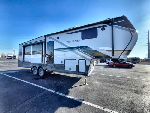 RV carousel image 1