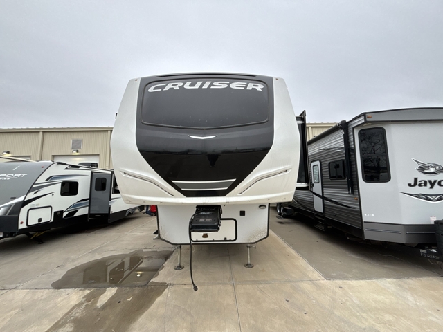 2022 Crossroads Cruiser 3841FL — photo 4 of 8