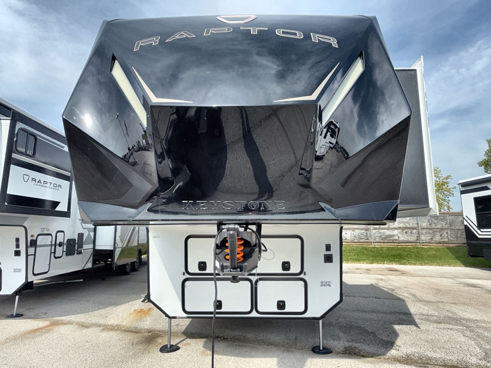 2026 Keystone Raptor 352 — photo 5 of 8