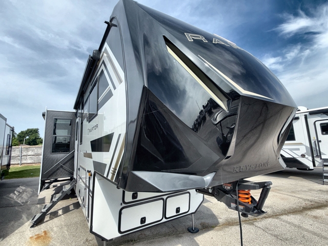 2026 Keystone Raptor 352 — photo 1 of 8