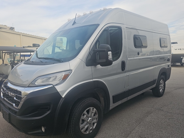 2026 Thor Freedom Elite 17D — photo 7 of 8