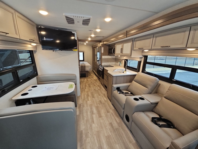 2026 Thor Windsport 29L — photo 2 of 8