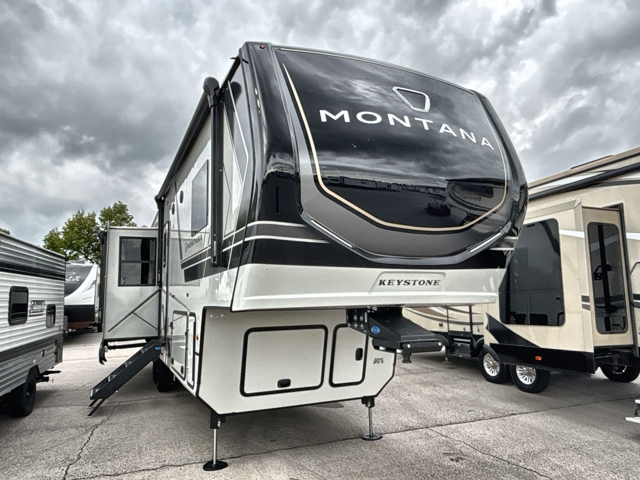 2026 Keystone Montana 3123RL — photo 1 of 8