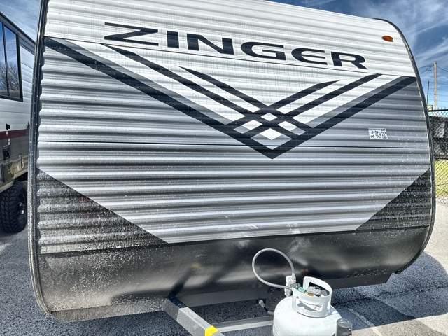 2026 Crossroads Zinger 18RB — photo 4 of 8