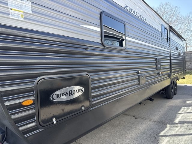 2026 Crossroads Zinger 340LR — photo 5 of 8
