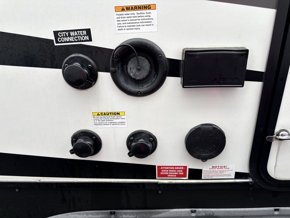 water-center-convenience-station