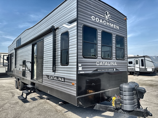 2025 Coachmen Catalina Destination 39MKTS — photo 1 of 8