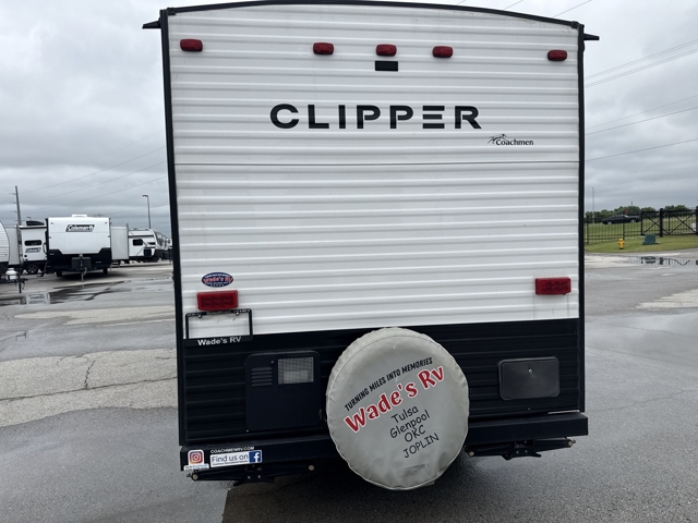 2022 Coachmen Clipper 17BHS — photo 5 of 8