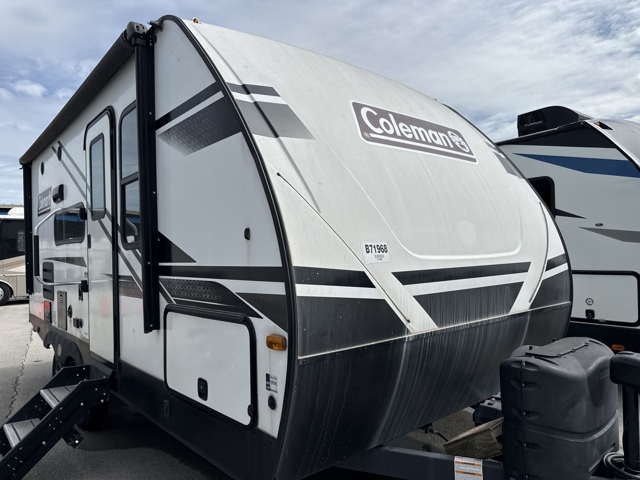2022 Coleman Coleman Light 1805RB — photo 1 of 8