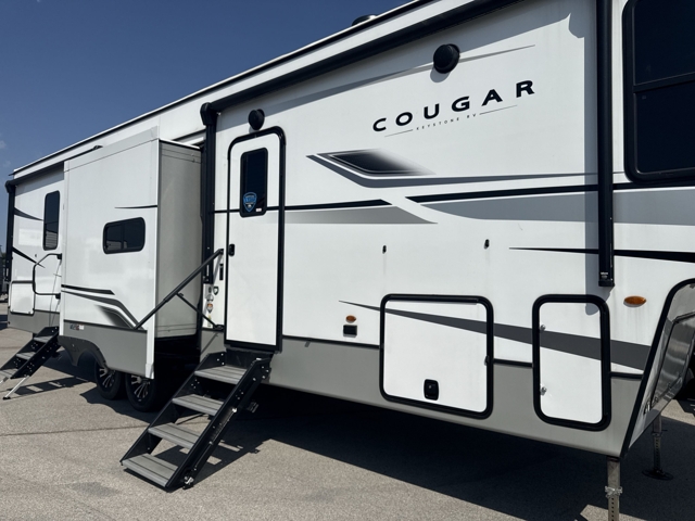 2024 Keystone Cougar 364BHL — photo 6 of 8