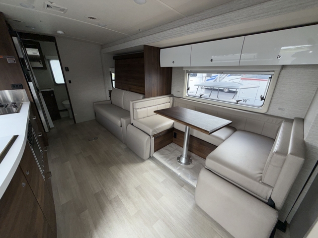 2023 Winnebago View 24D — photo 3 of 8
