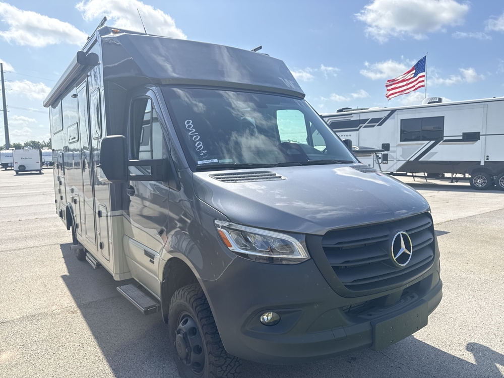 2027 WINNEBAGO EKKO 23B