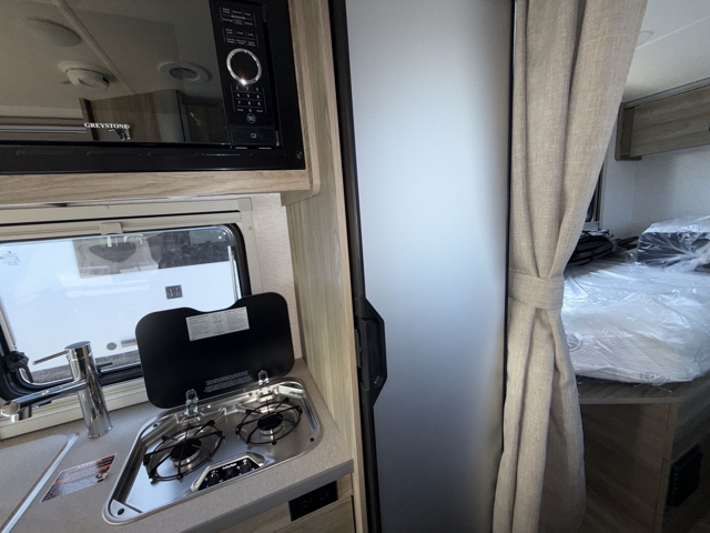 2027 Winnebago Ekko 22A — photo 8 of 8