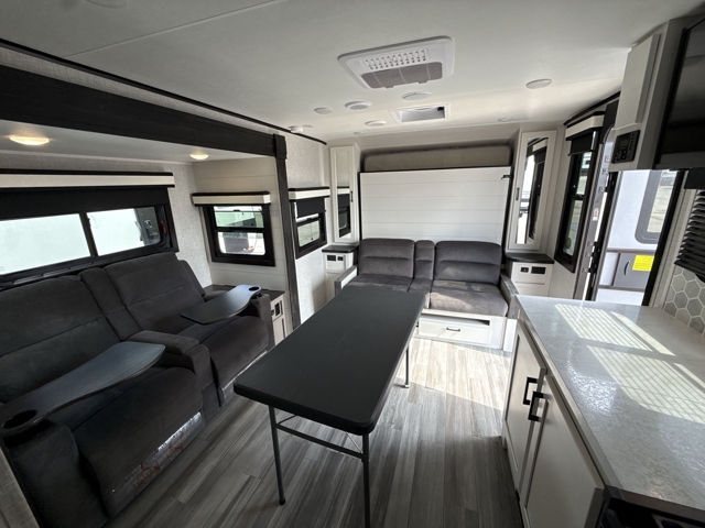 2024 Jayco Jay Feather 19MRK — photo 3 of 8