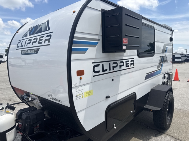 2024 Coachmen Clipper 9000ROK — photo 6 of 8