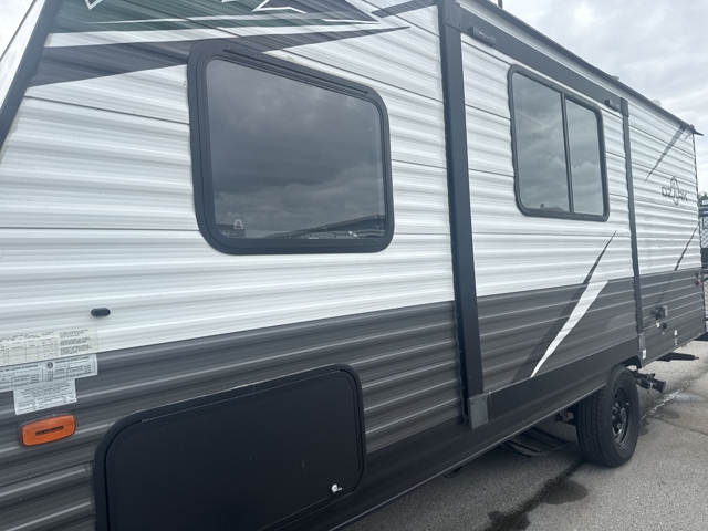 2022 Forest River Ozark 1680BSK — photo 7 of 8