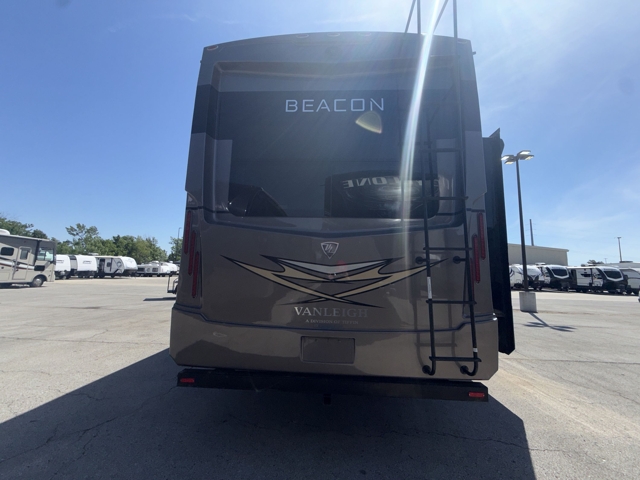 2022 Vanleigh Beacon 34RLB — photo 7 of 8
