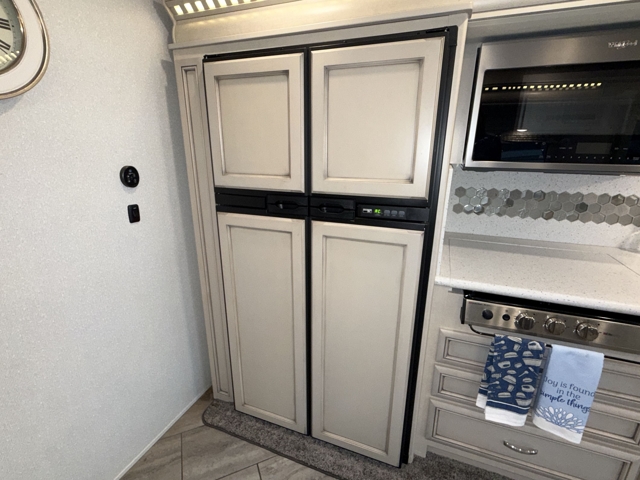 2022 Newmar Bay Star 3416 — photo 8 of 8