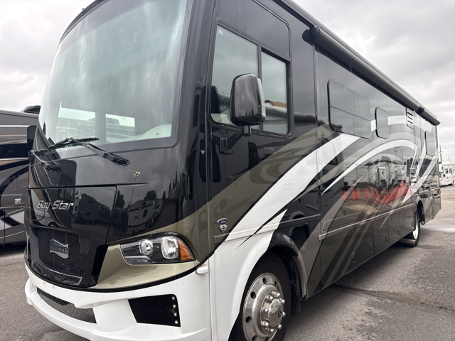 2022 Newmar Bay Star 3416 — photo 6 of 8
