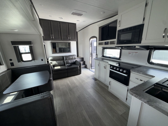 2024 Keystone Cougar Sport 2700BH — photo 4 of 8
