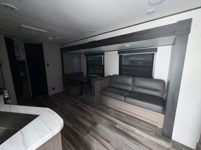 2023 Starcraft Autumn Ridge 26BHS — photo 3 of 8