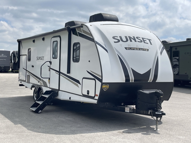 2022 Crossroads Sunset Trail 253RB — photo 1 of 8