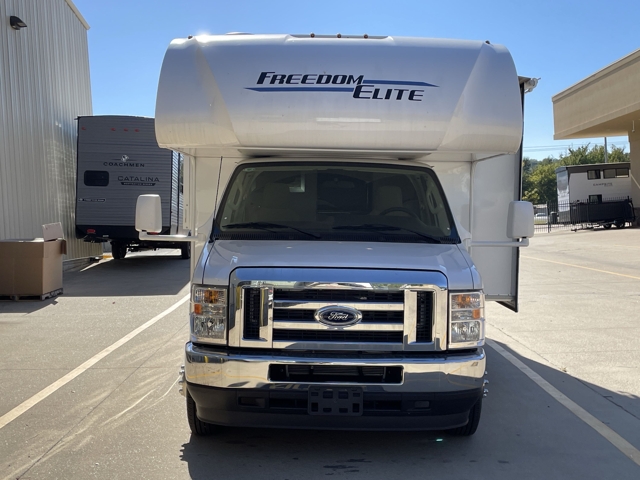 2025 Thor Freedom Elite 28HE — photo 5 of 8