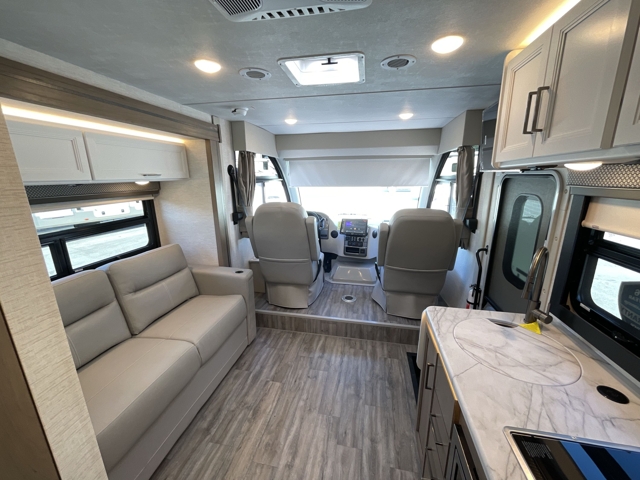 2026 Thor Freedom Traveler A24 — photo 4 of 8