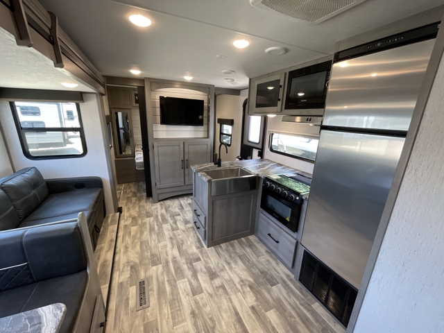2022 Dutchmen Kodiak Ultra Lite 283BHSL — photo 3 of 8