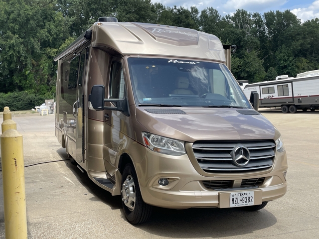 2020 Regency Ultra Brougham 25TB — photo 1 of 8