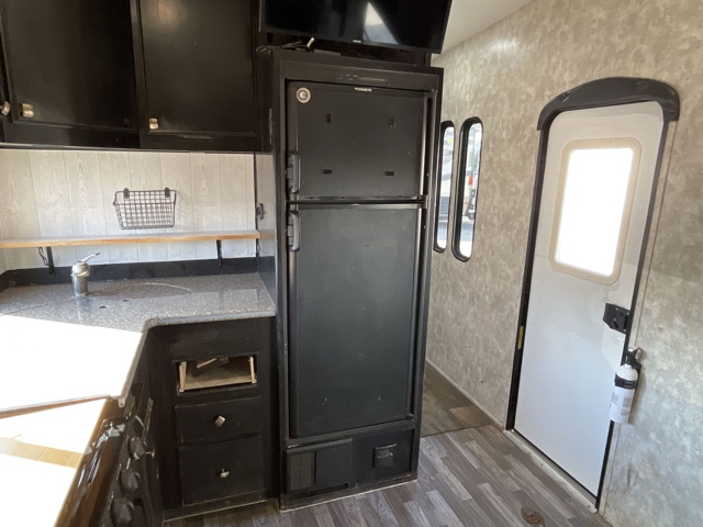 2018 Eclipse RV Iconic Widelite 2816SWG — photo 8 of 8