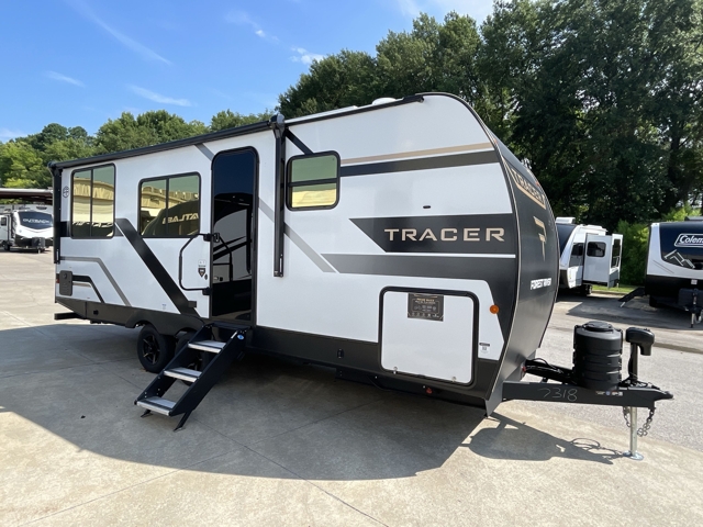 2027 Prime Time Tracer 220RS — photo 5 of 8
